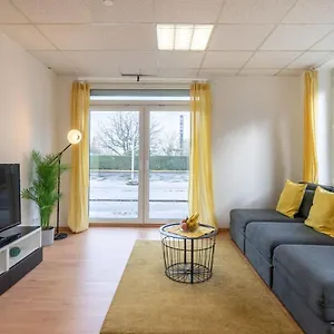 https://beautiful-2-bedroom-apartment-incl-parking.hamburg-hotels-de.com